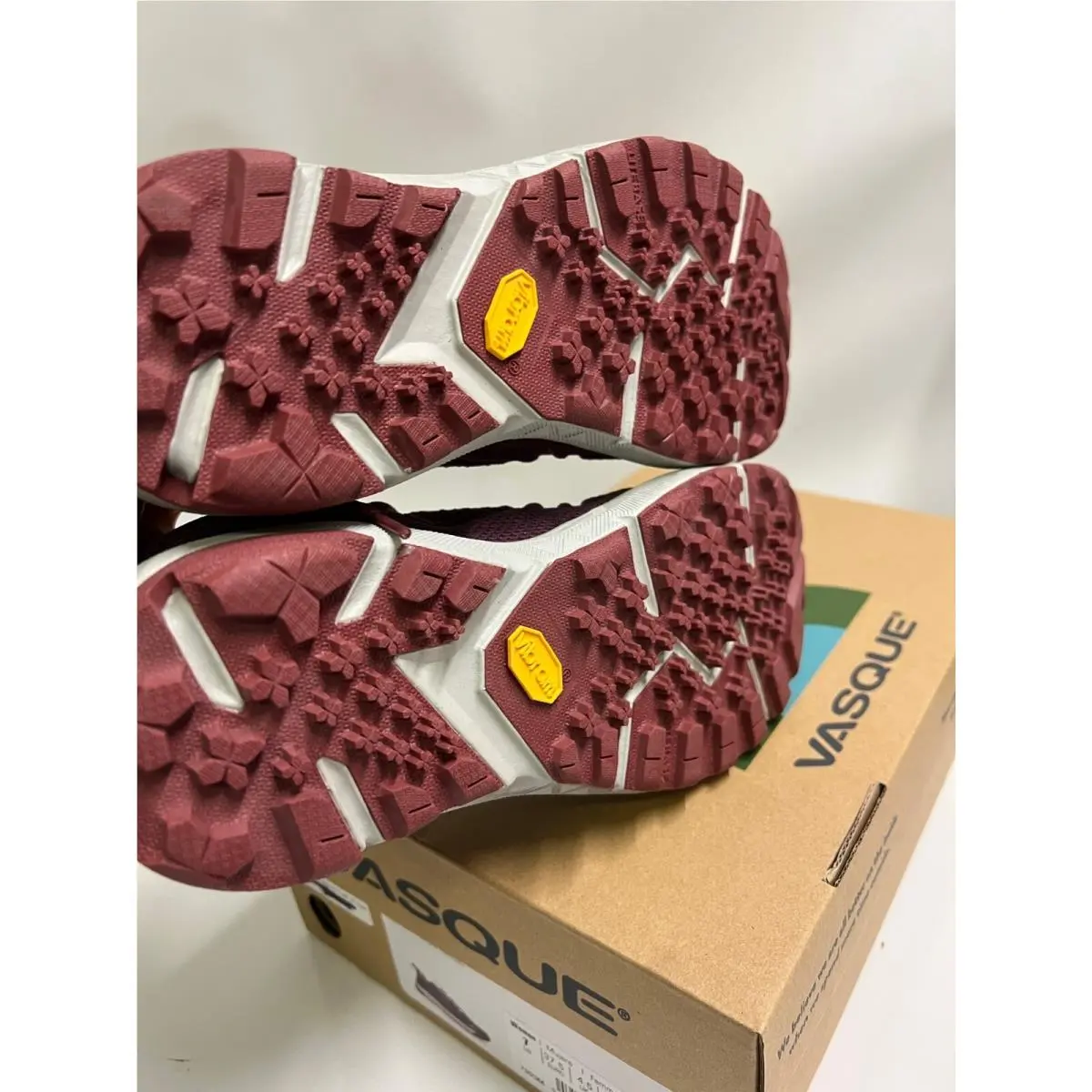 Salomon shoes - Satoru Trail LT Low Hiking Shoe - 7993 - Red/Maroon 9