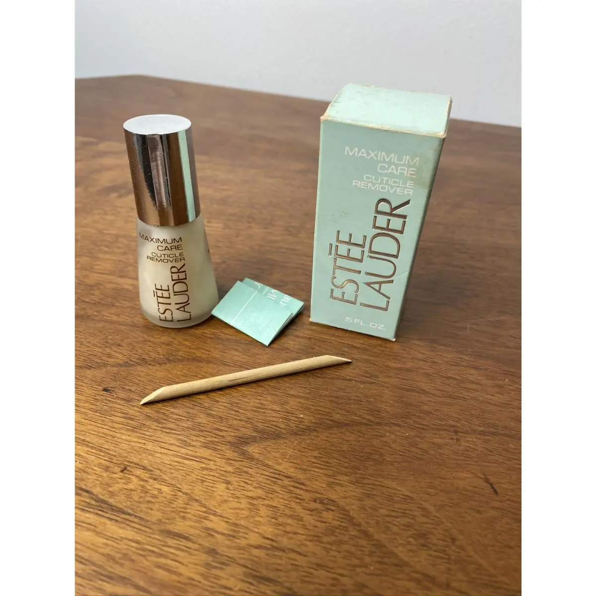Vintage Estee Lauder Maximum Care Cuticle Remover Nwe Old Stock 1980`s .5 Fl Oz
