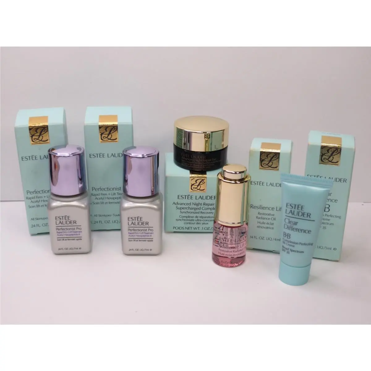 Estee Lauder 5-PC Anti-aging Discovery Items See Details by Estée Lauder
