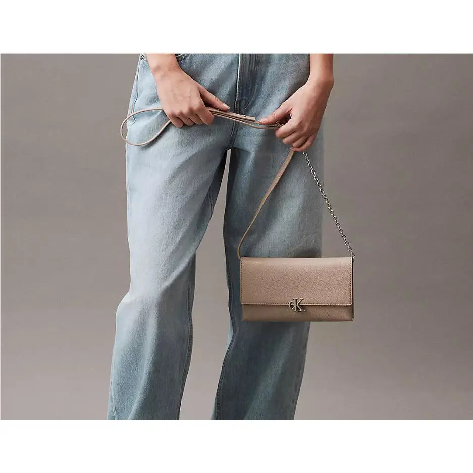 Calvin Klein Archive Hardware Chain Wal Atmosphere Style : 37300750-010 M4-2