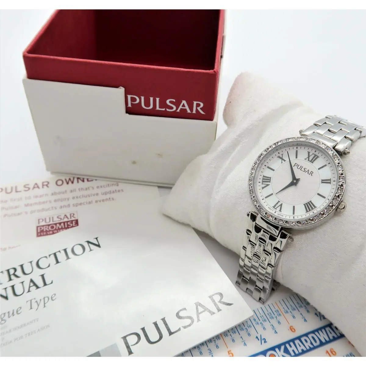 Pulsar VJ20-X026 Qz Swarovski Bezel Classic Round W/box Ladies Watch R3-08