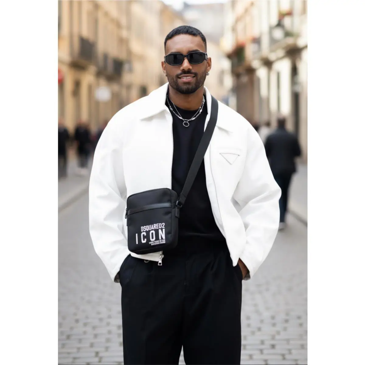 $602Dsquared2 Man Black Polyamide - Cow Leather Be Icon Crossbody Shoulder Bag