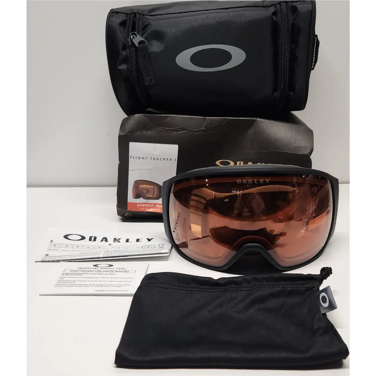 Oakley Flight Tracker Snow Goggles Matte Black Prizm Persimmon OO7104-04 Large