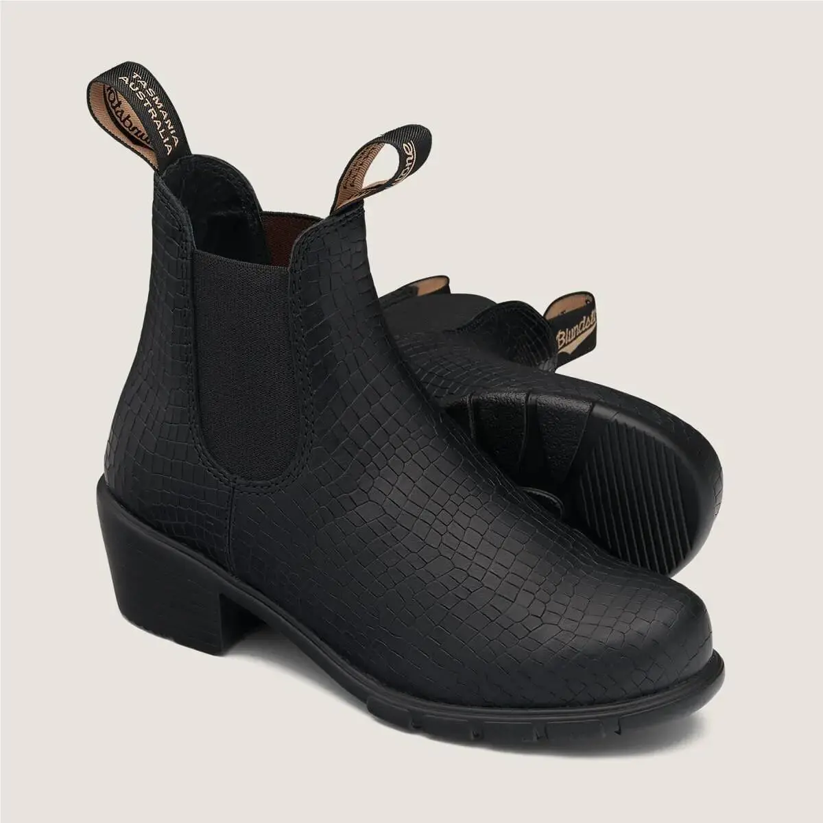 Blundstone shoes - Women`s Heeled (Feminine Toe) - Heeled Feminine Toe - 1672-Antique Taupe Supple Leather, Manufacturer: several colors 53