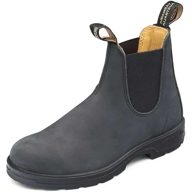 587: Chelsea Boots Rustic Black by Blundstone