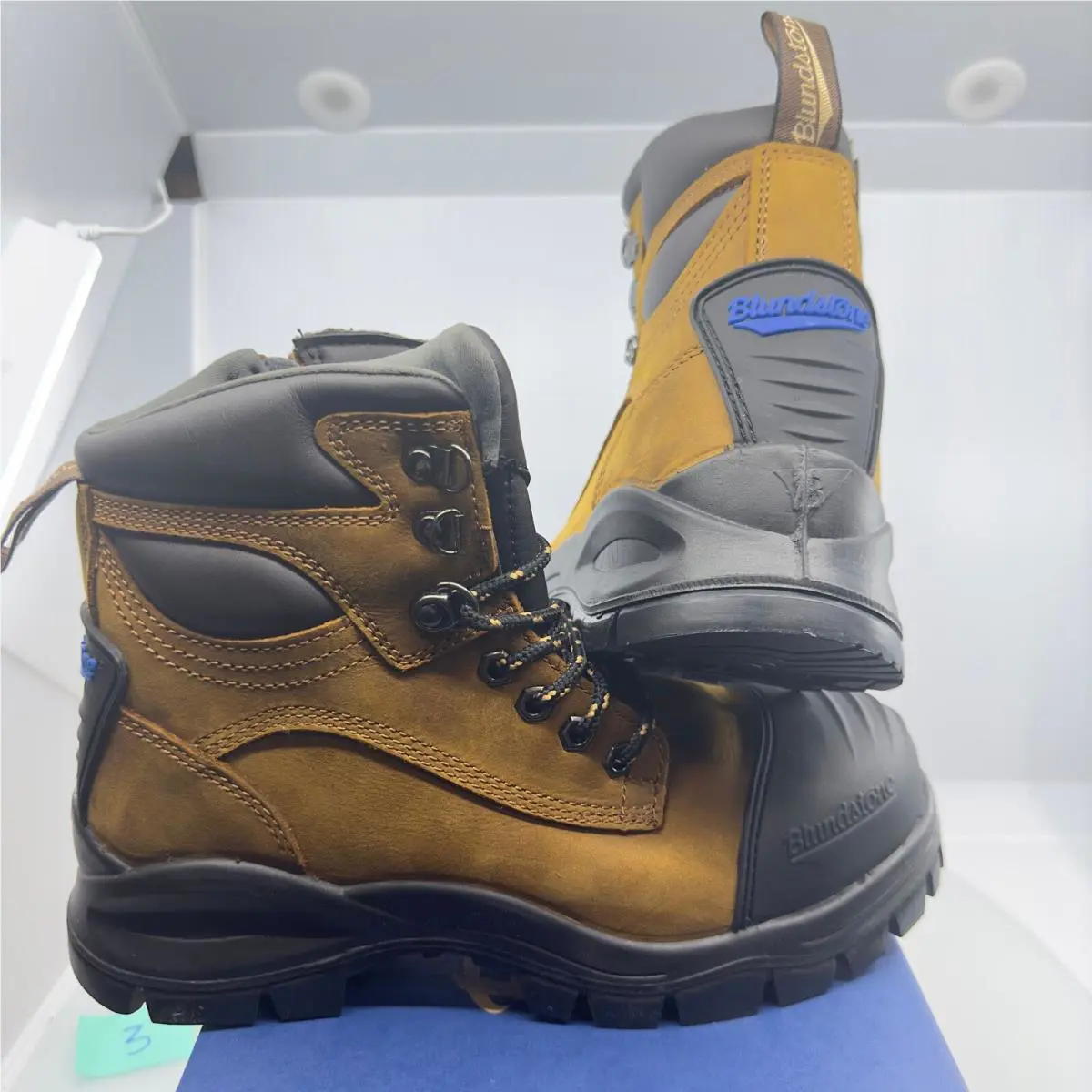 Blundstone shoes - Brown 2