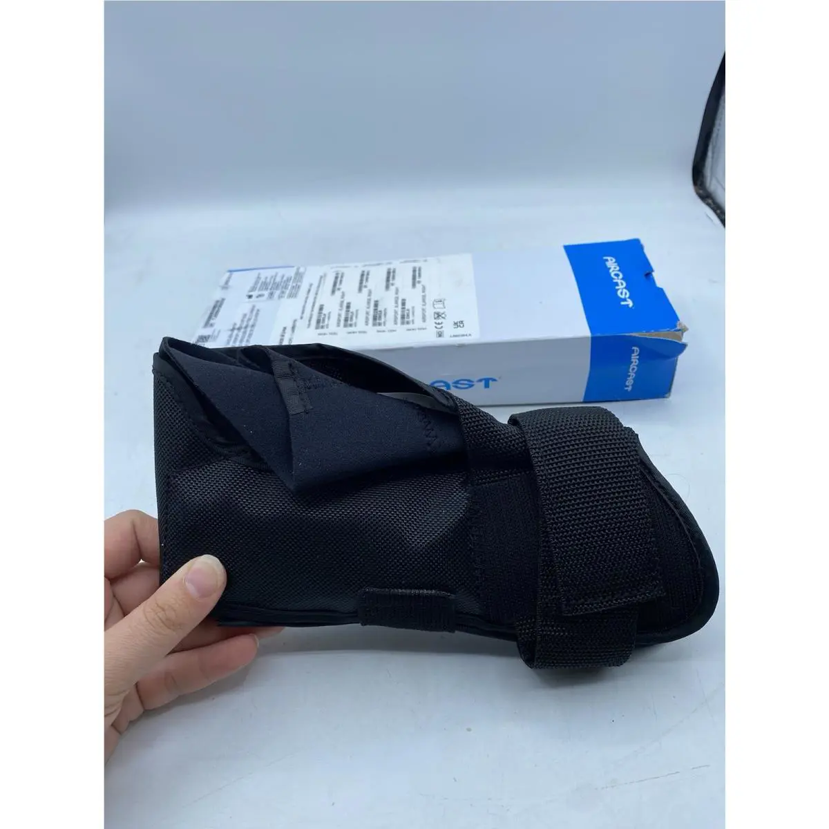 Aircast  - Aircast AirSport - AirSport - AC141AB01XLR - X-large (UPC: 888912044158) 1
