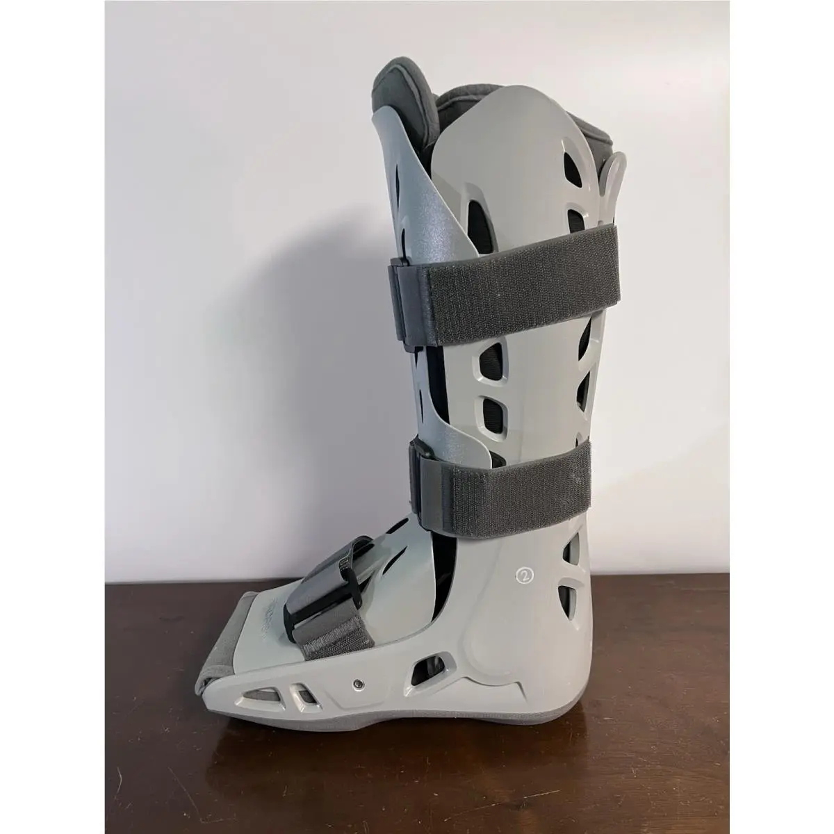 Aircast  - Aircast AirSelect Elite - AirSelect Elite - 01EP-L - Gray (UPC: 015421003448) 1