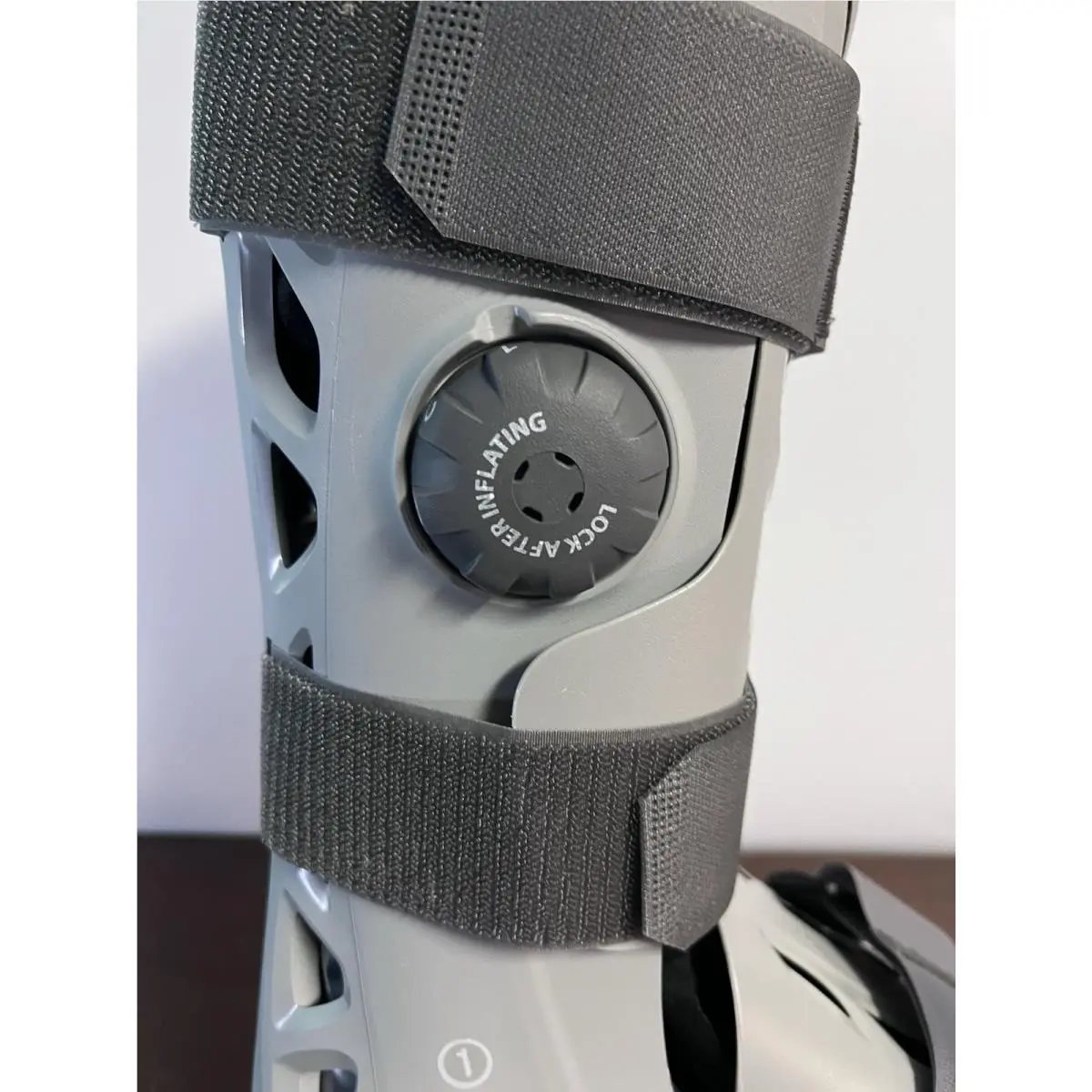 Aircast  - Aircast AirSelect Elite - AirSelect Elite - 01EP-L - Gray (UPC: 015421003448) 3