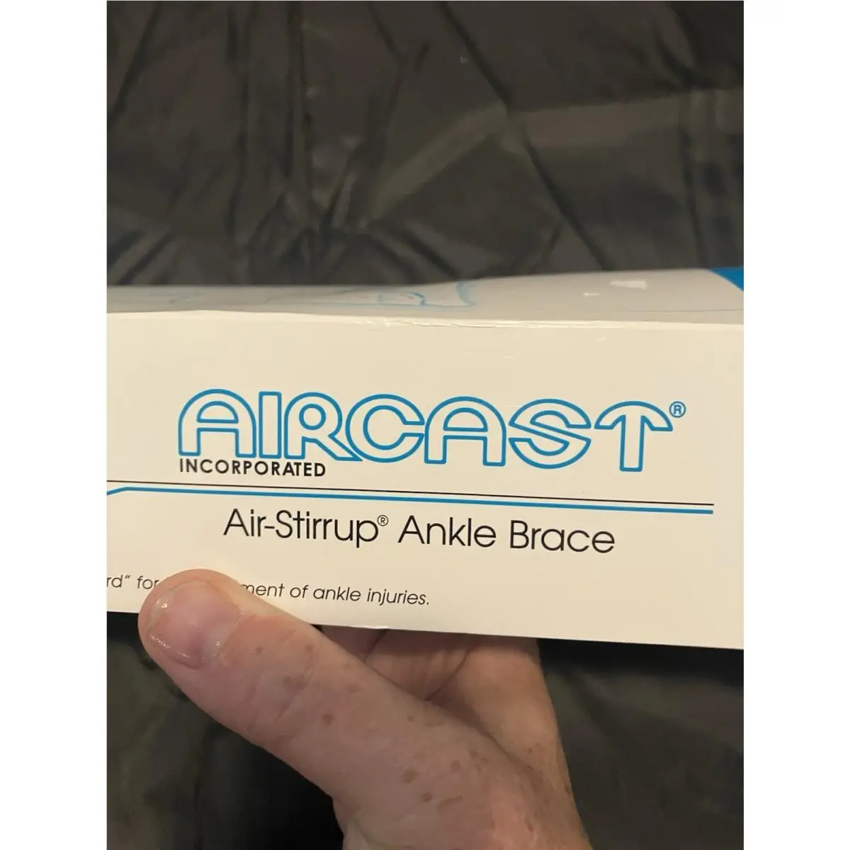 Aircast  - Aircast Air-Stirrup - 02AL (UPC: 888912044233) 2