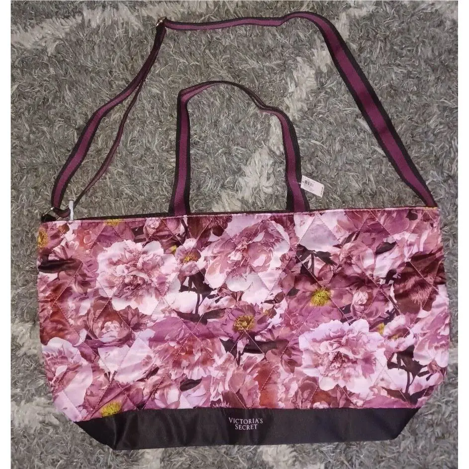 Victoria`s Secret Quilted Weekender Tote Floral Logo