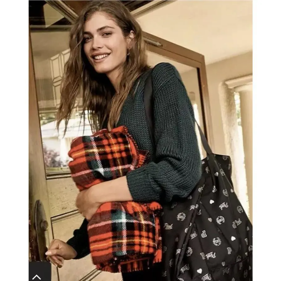 Victoria Secret Pink Black Friday Large Tote Bag and Plaid Blanket Set