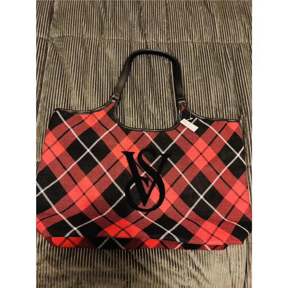 2023 Victoria’s Secret Holiday Buffalo Plaid Tote Purse Handbag Checkered