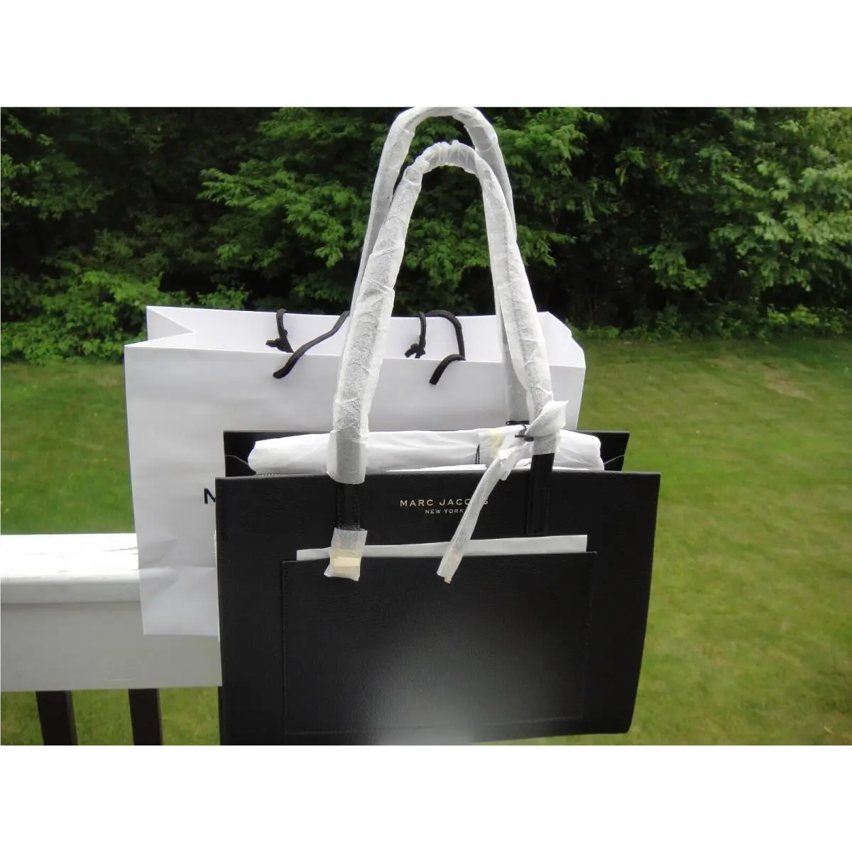 Solid Black Leather Tote Work BAG.$550.00.100%AUTHENTIC by Marc Jacobs