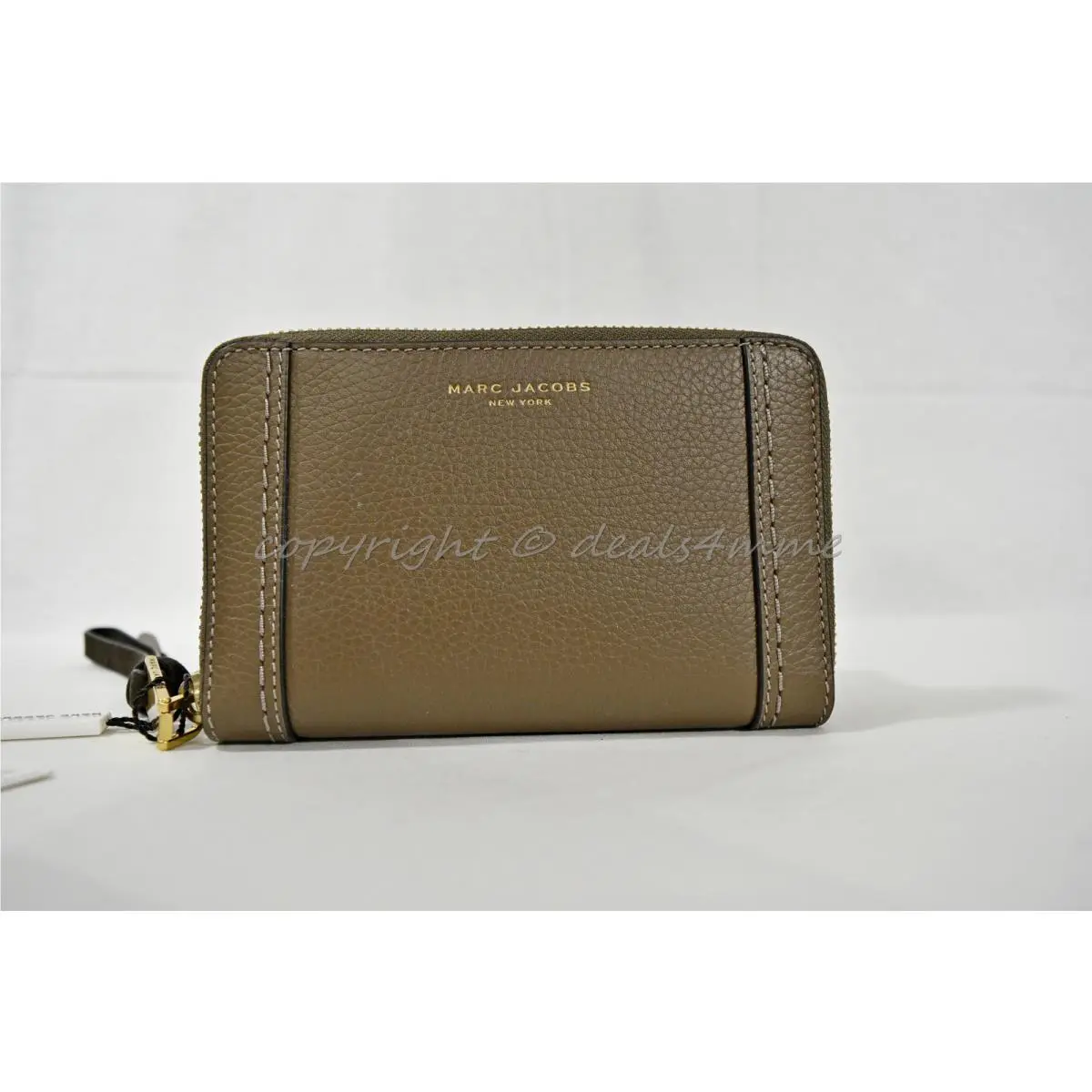 Marc By Marc Jacobs M0009565 Maverick Zip Phone Wristlet/wallet in Teak