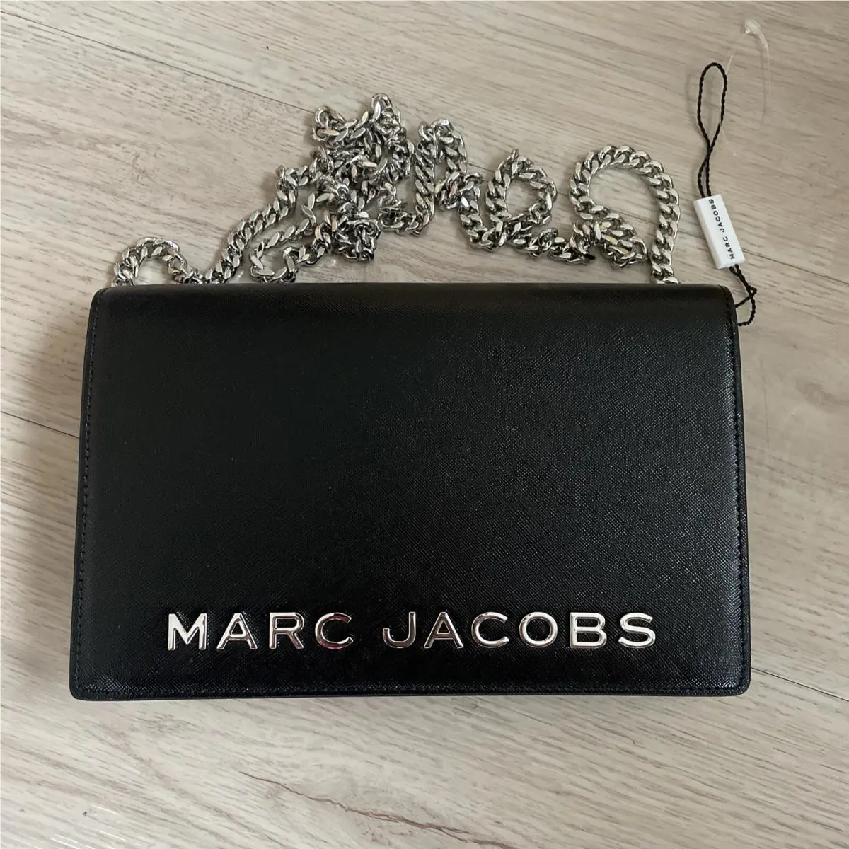 Marc Jacobs Chain Purse Logo Hardware Leather - and Paper