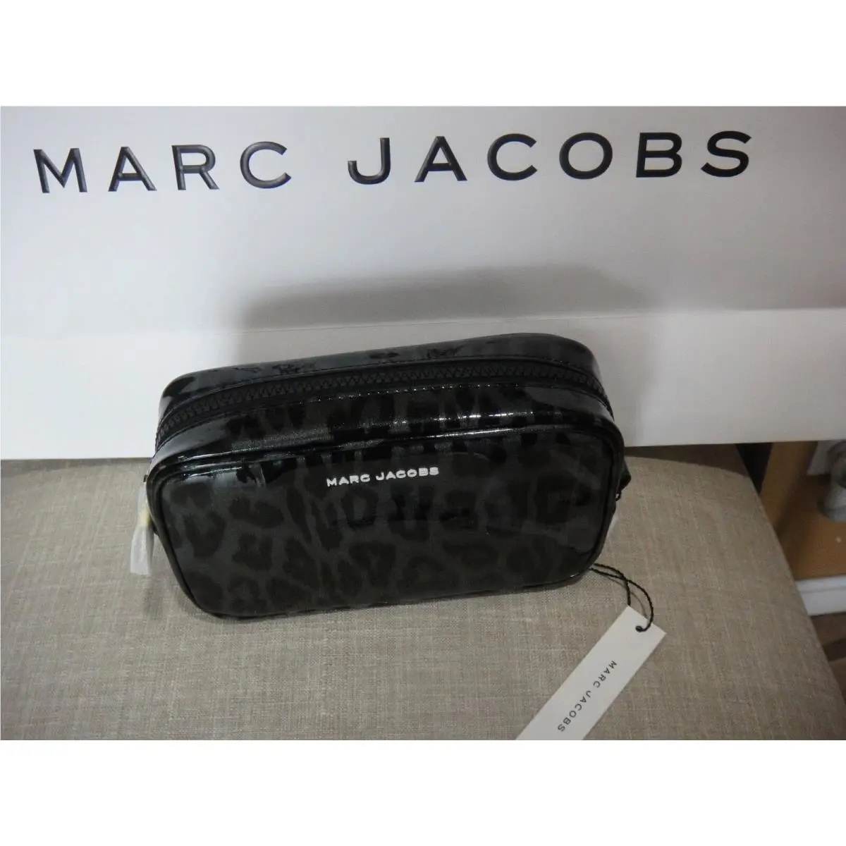 Marc Jacobs Grey Leopard Cosmetic POUCH.RETAIL$150.00