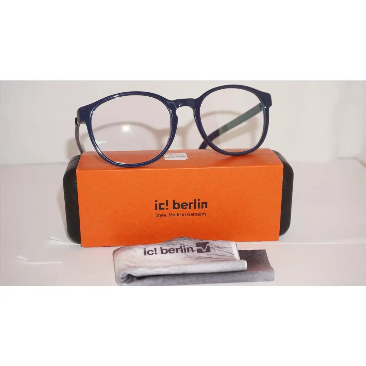 IC Berlin Helene Round Blue Rose Gold 53 21 145 by ic! berlin