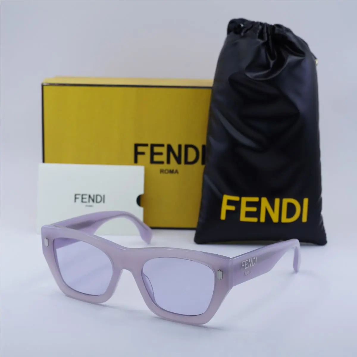 Fendi FE40100I 81Y Shiny Lilac/lilac 53-20-145 Sunglasses