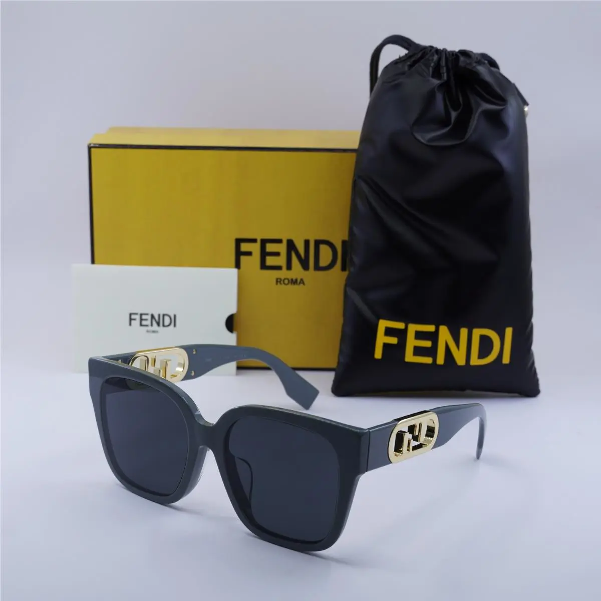 Fendi FE40063F 20A Grey/grey 55-18-145 Sunglasses