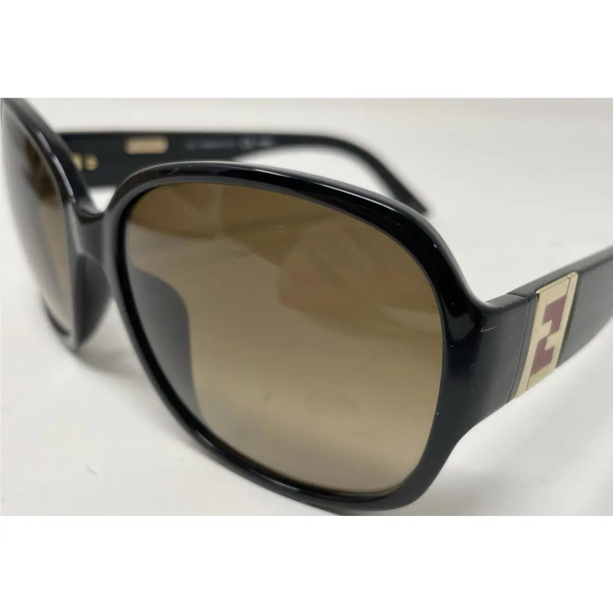 Fendi Sunglasses 5336 317 Black 58-17-135 with Case and Box -authentic