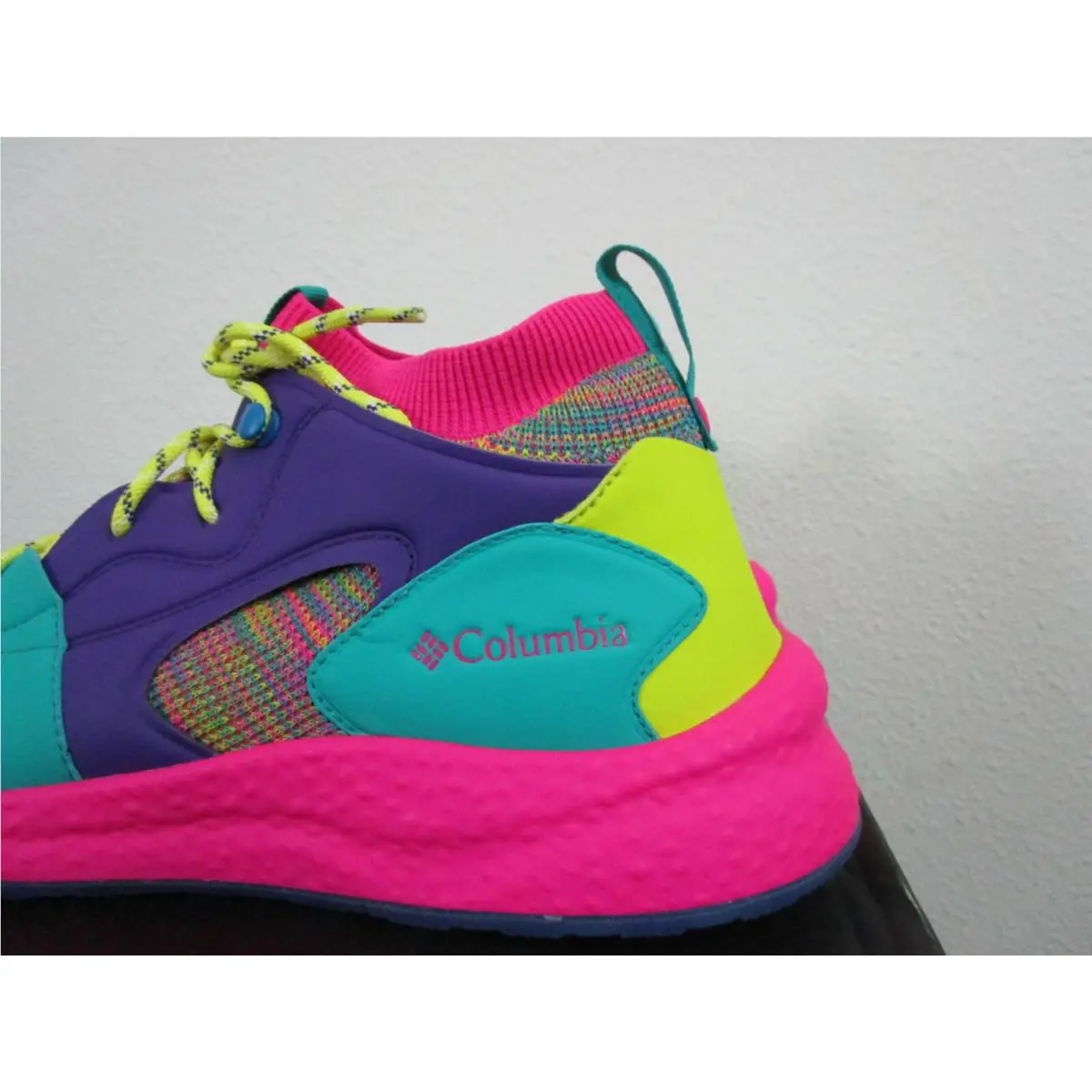 Columbia shoes - SH / FT Outdry Mid Atmos X - 1903761636 - Fiery Red / Pink Glow / 1