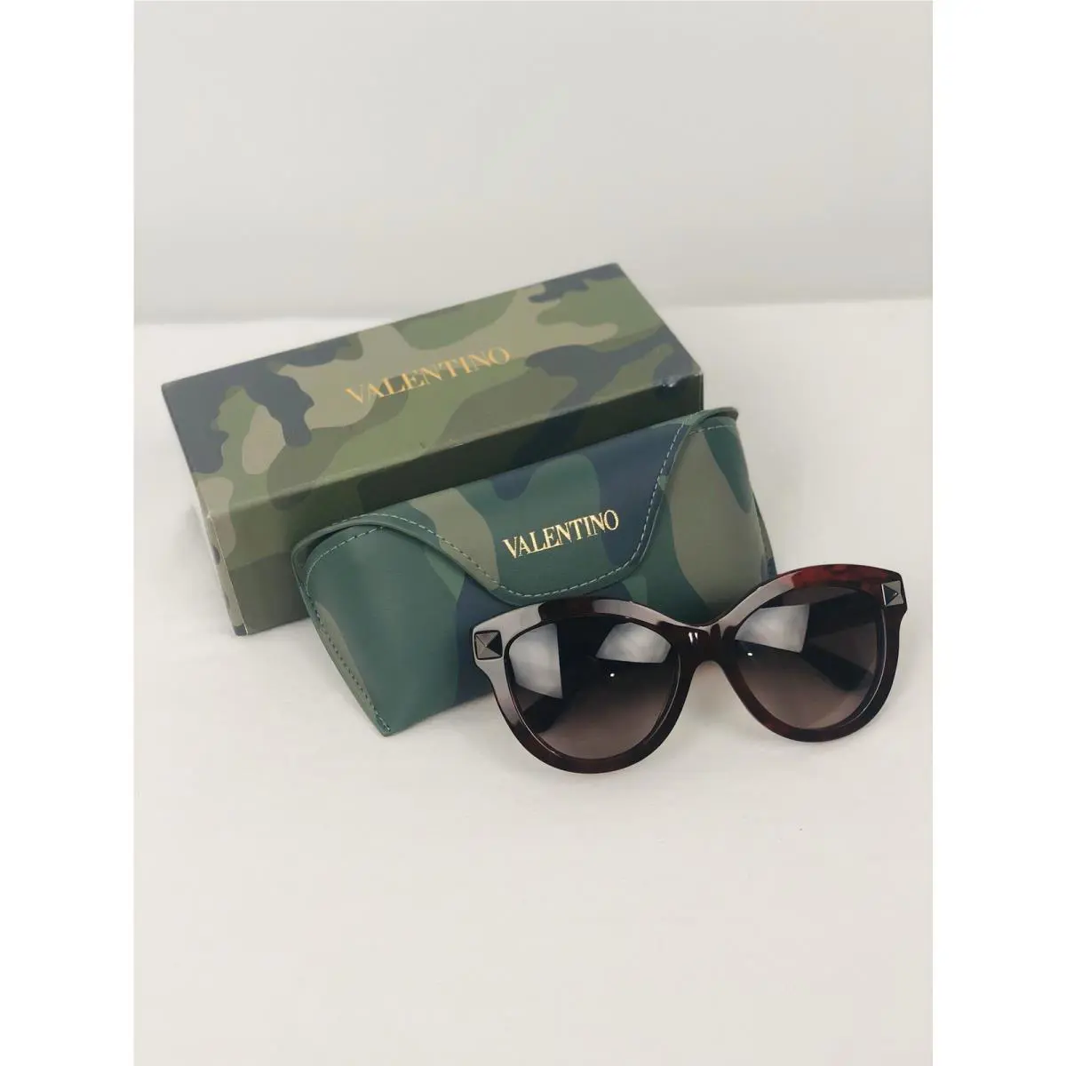 Valentino Garavani Cat-eye Rockstud Women English Red Frame Sunglasses
