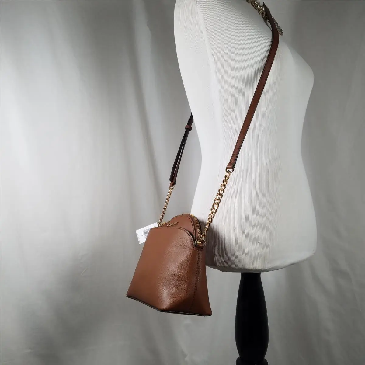 Jet Set Medium Crossbody Leather Handbag by Michael Kors