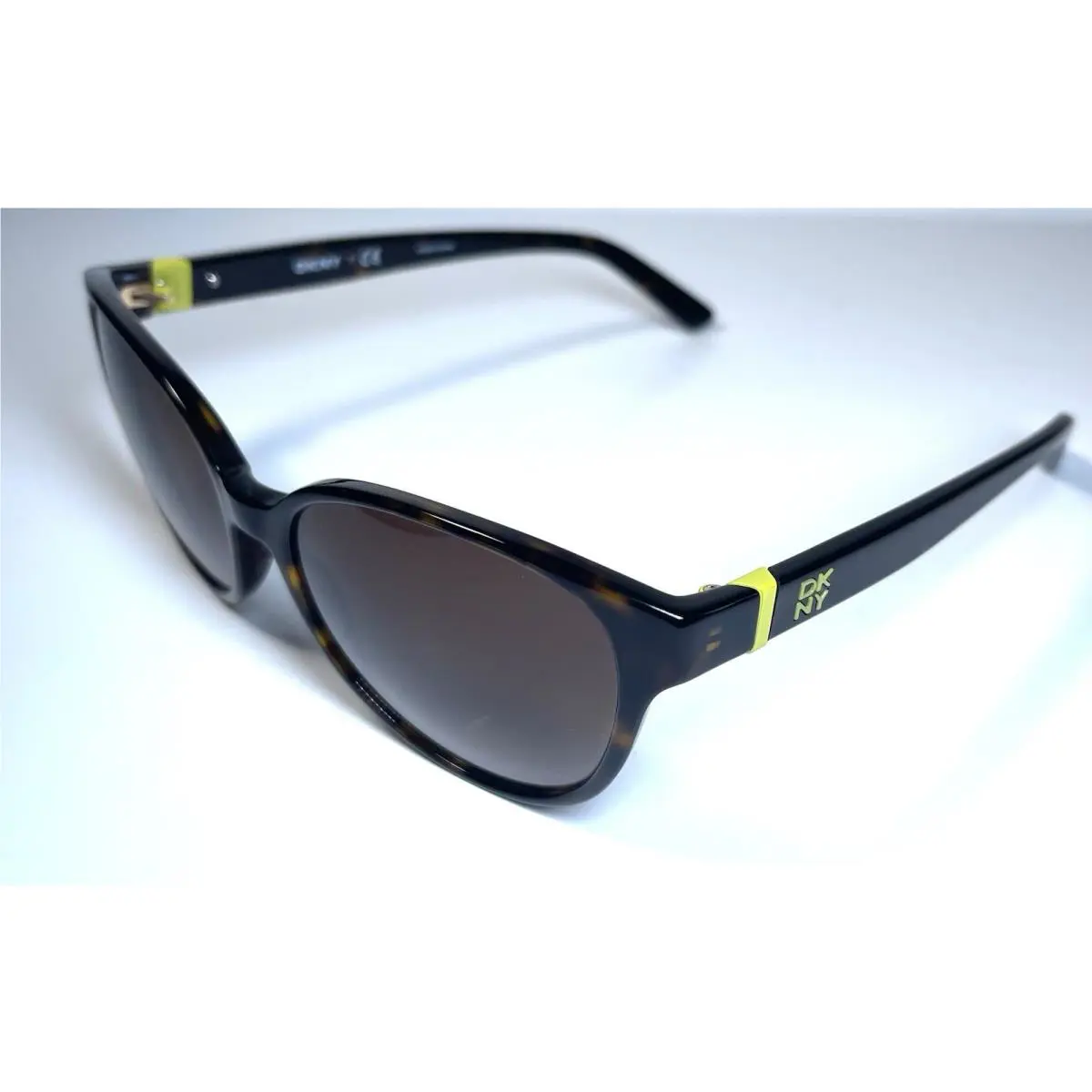 Dkny Donna Karan York Brown Tortoise Green Sunglasses DY4117+ Case