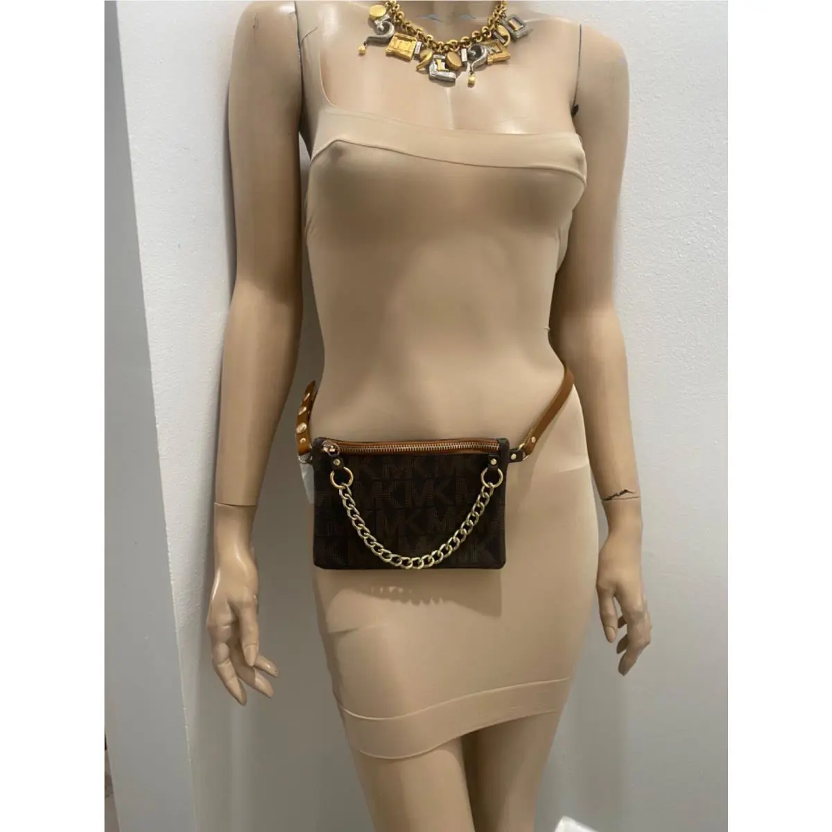 Michael Kors MK Signature Logo Fanny Pack / Belt SZ S