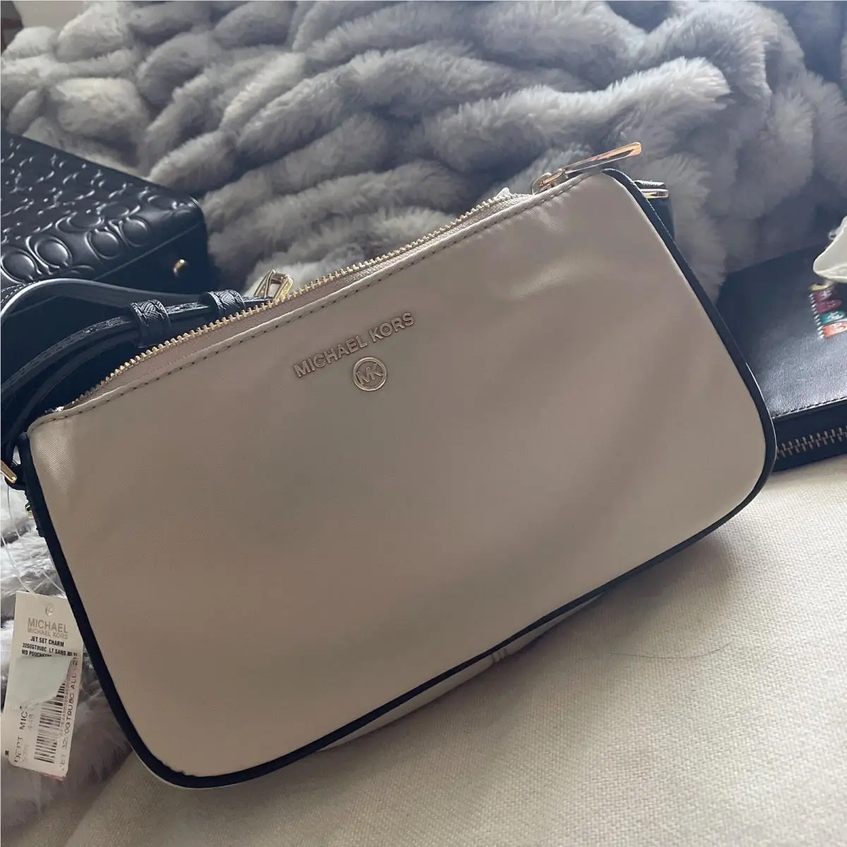 Michael Kors Jet Set Charm Sand Medium Nylon Gabardine Pouchette Retail