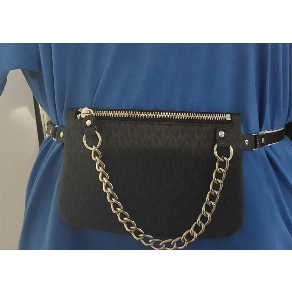Michael Kors Fanny Pack Black with Silver Zipper and Chain Med Take A Look