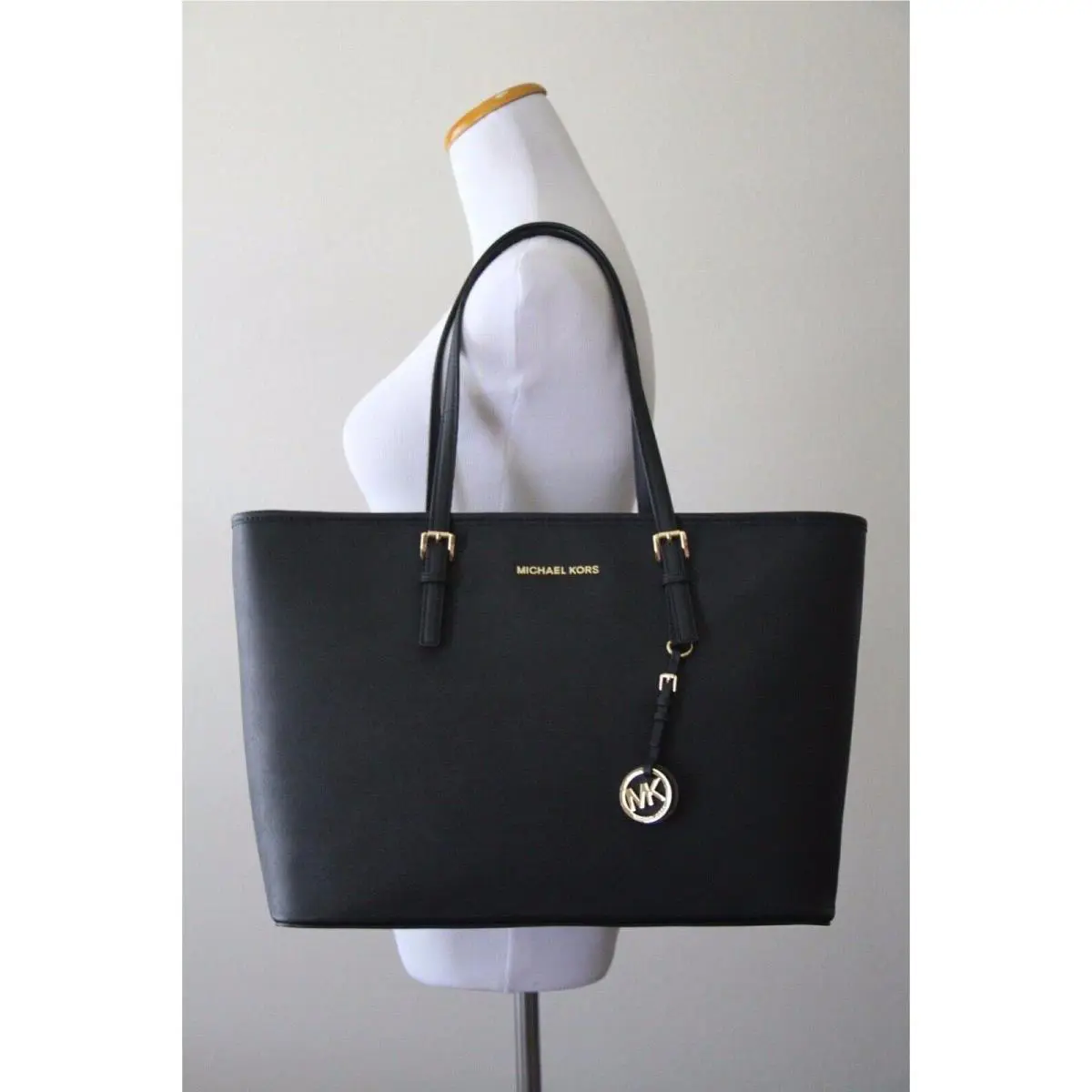 Kors Jet Set Medium Saffiano Leather Top-zip Tote Bag 30T5GTVT2L