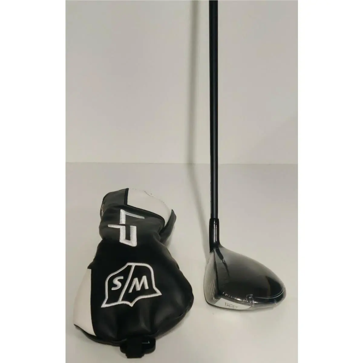 Wilson  - Staff Launch Pad - Staff Launch Pad - Lie Angle: Black (UPC: 887768891350) 0