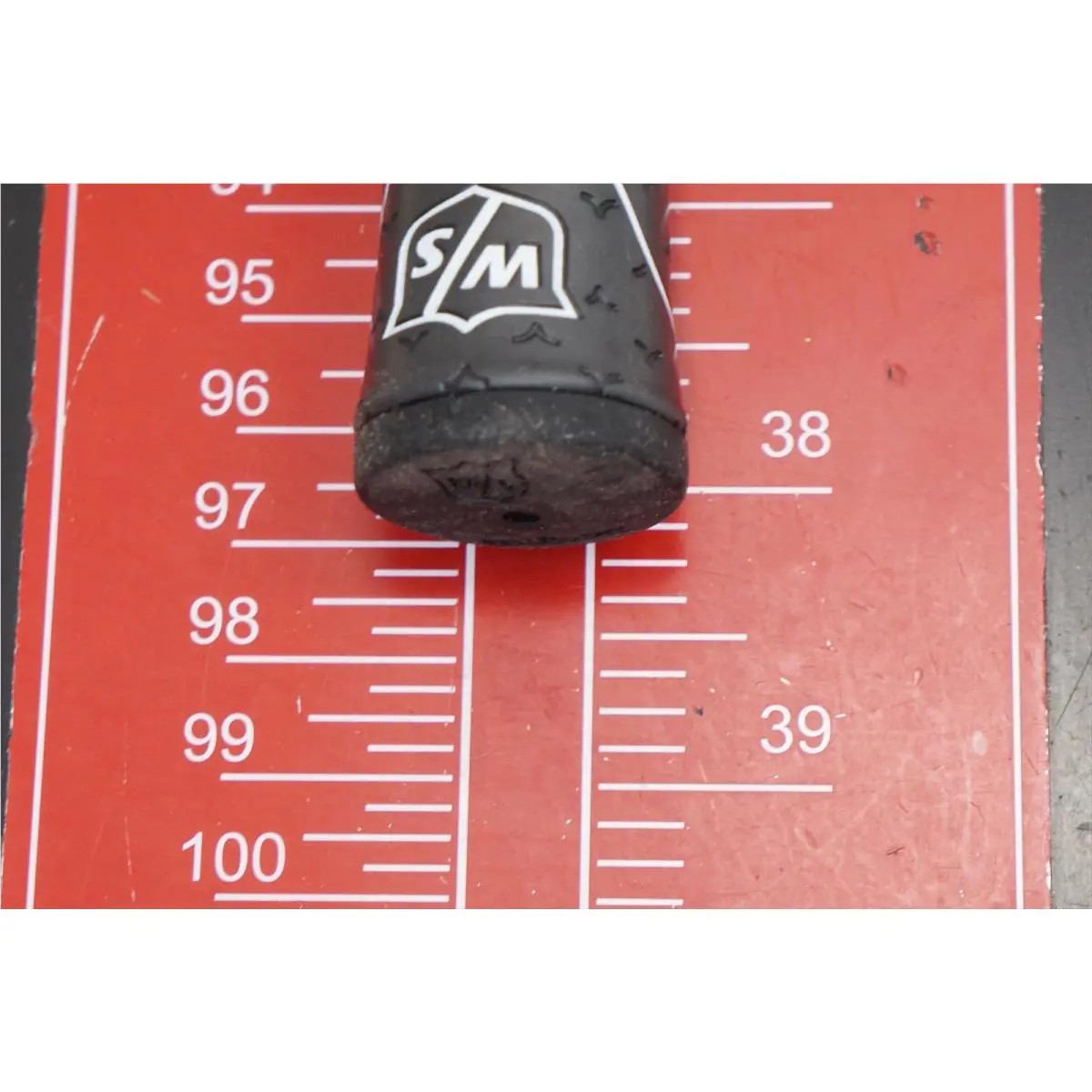 Wilson  - D9 4