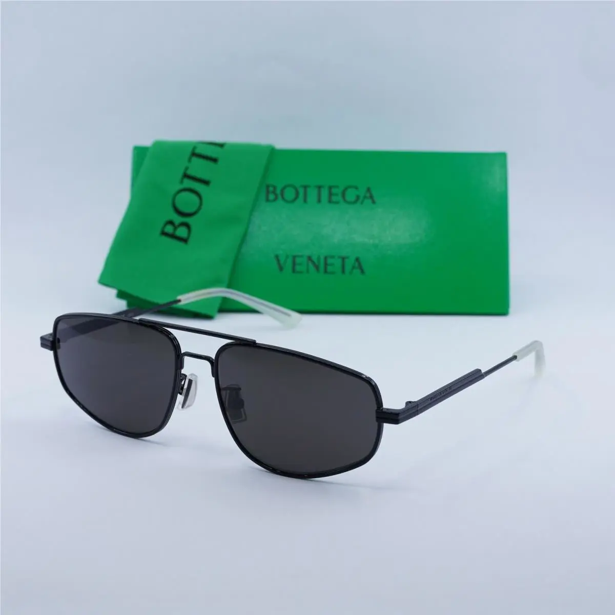 Bottega Veneta BV1125S 001 Black/grey 59-16-140 Sunglasses