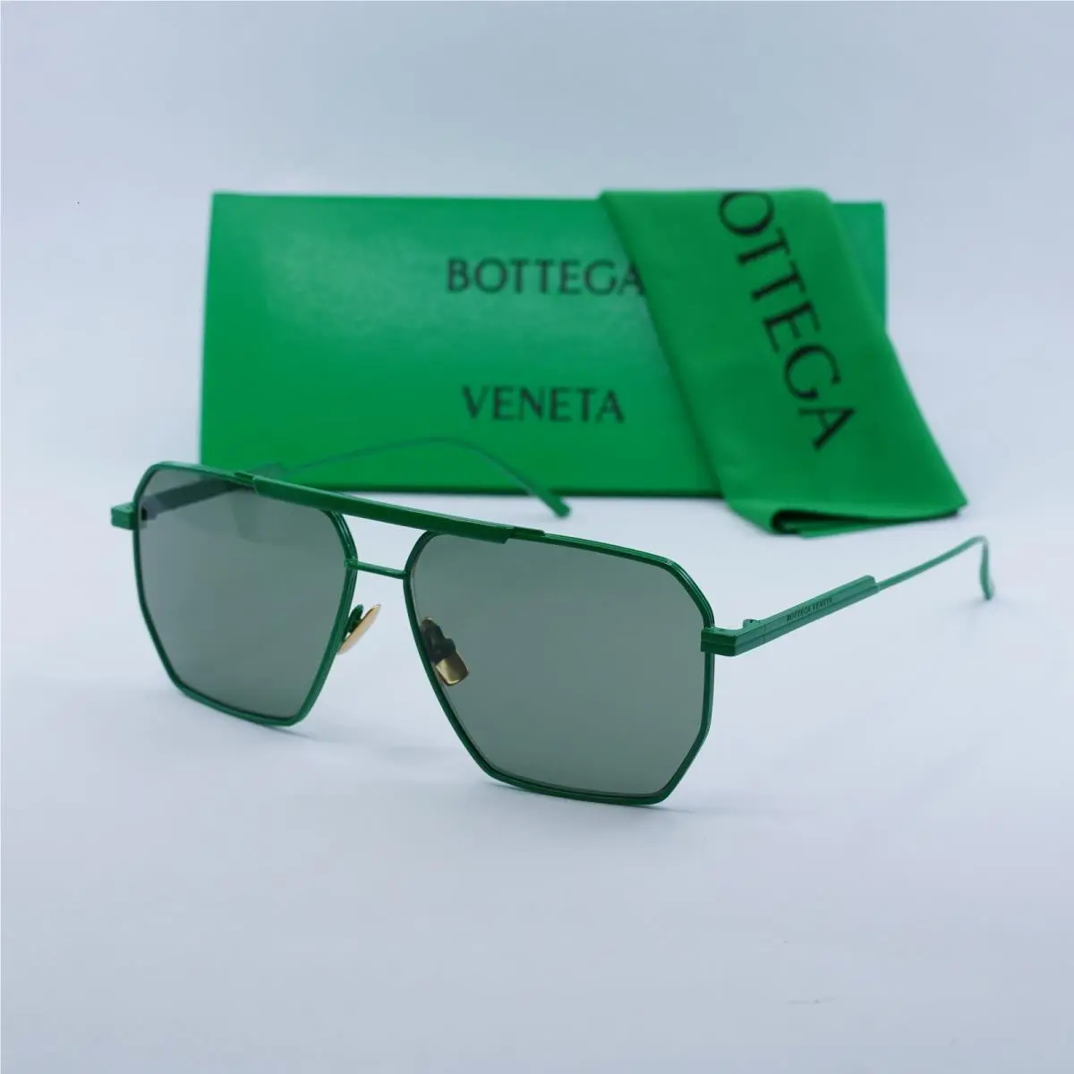 Bottega Veneta BV1012S 006 Green/green 60-13-145 Sunglasses