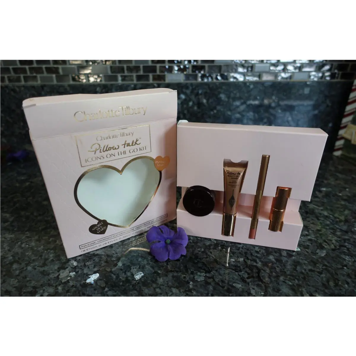 Charlotte Tilbury Pillow Talk Icons on The go Kit