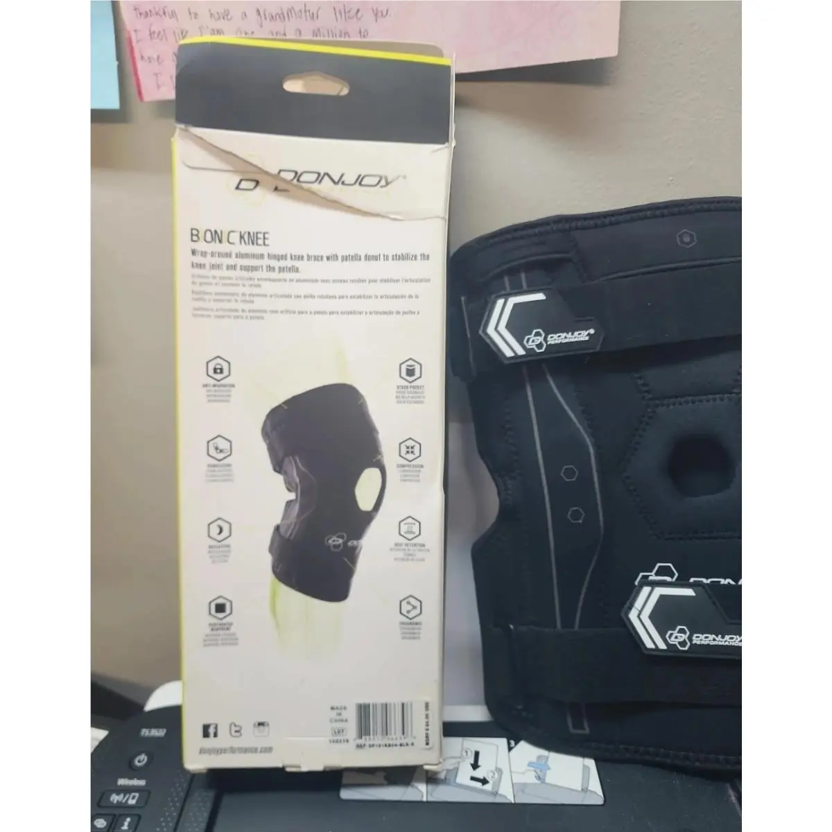 DonJoy  - DonJoy Performance Bionic - Performance Bionic - DP151KB04-BLK-M - Black (UPC: 888912066402) 1