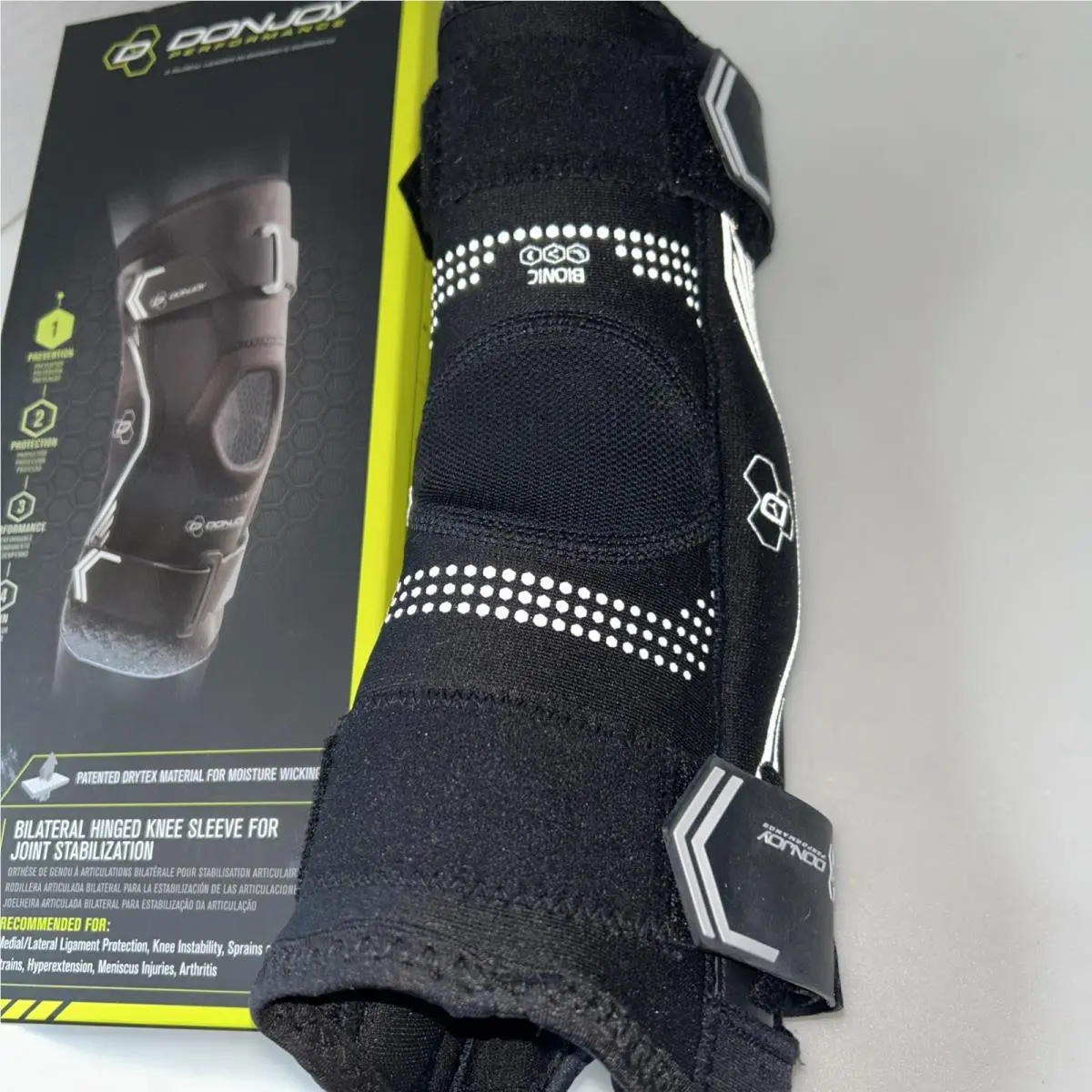 DonJoy  - DonJoy Performance Bionic - Performance Bionic - DP181KB01-BLK-M - Black (UPC: 190446262763) 2