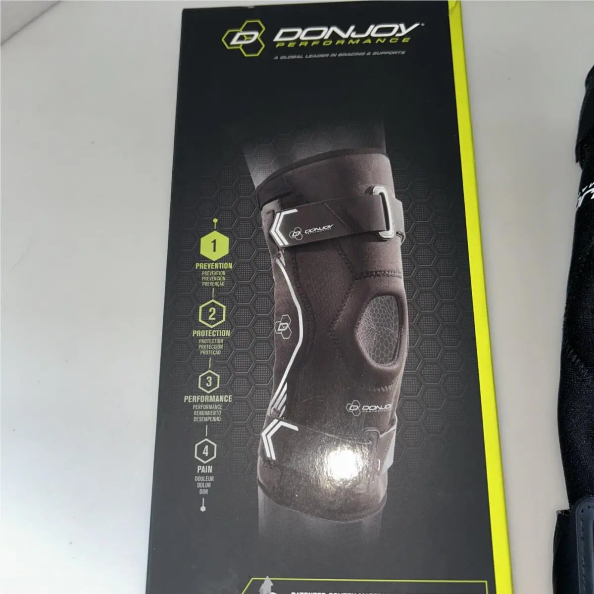 DonJoy  - DonJoy Performance Bionic - Performance Bionic - DP181KB01-BLK-M - Black (UPC: 190446262763) 4
