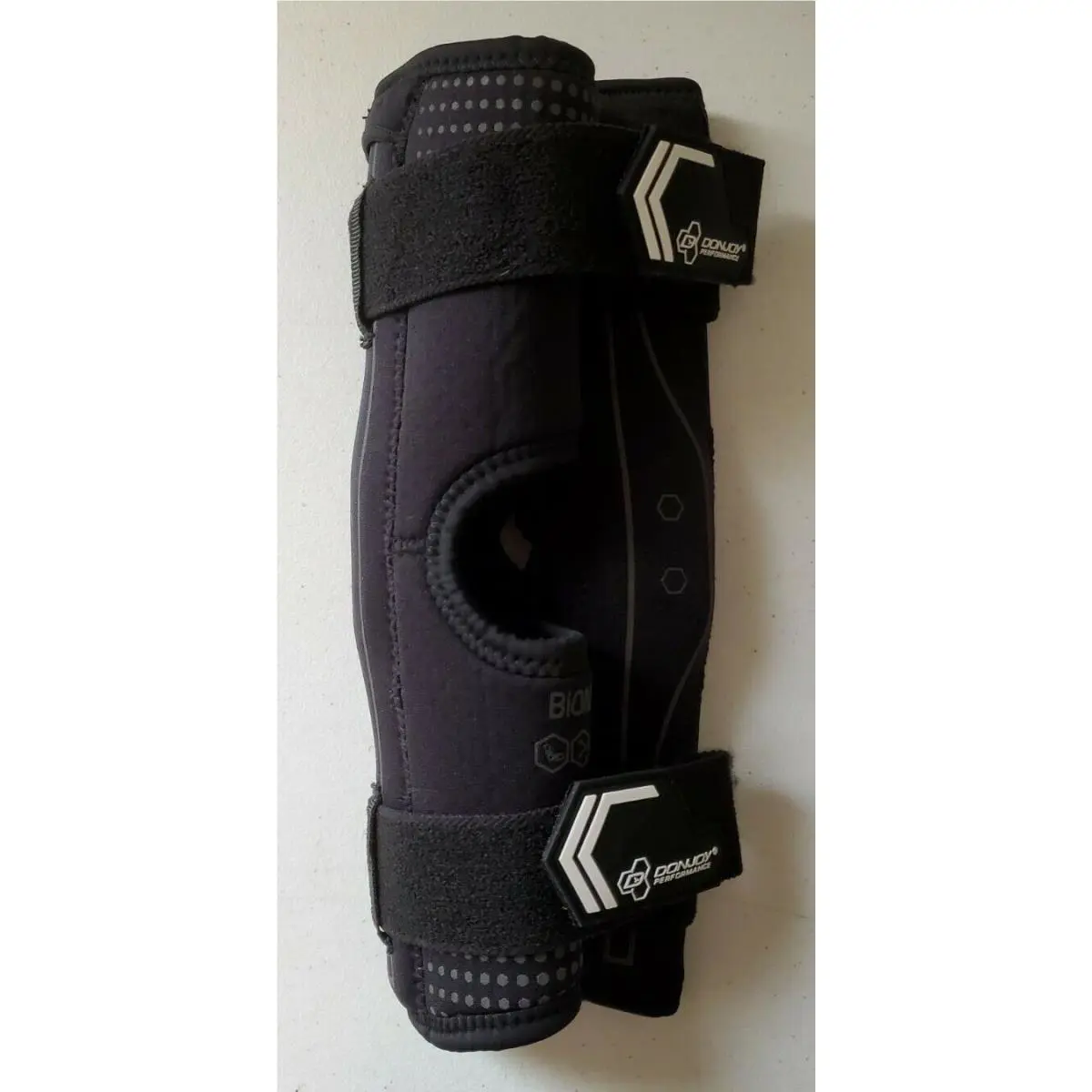 DonJoy  - DP151KB04-BLK-S - DP151KB04-BLK-S - Black (UPC: 888912066396) 0