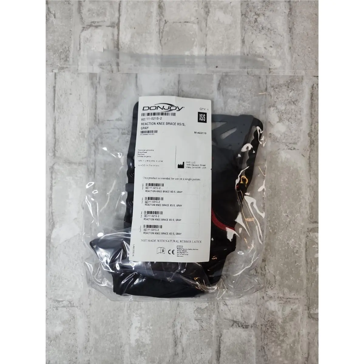 Donjoy Reaction Knee Brace Gray Size Xs/s 11-0215-2 Lightweight