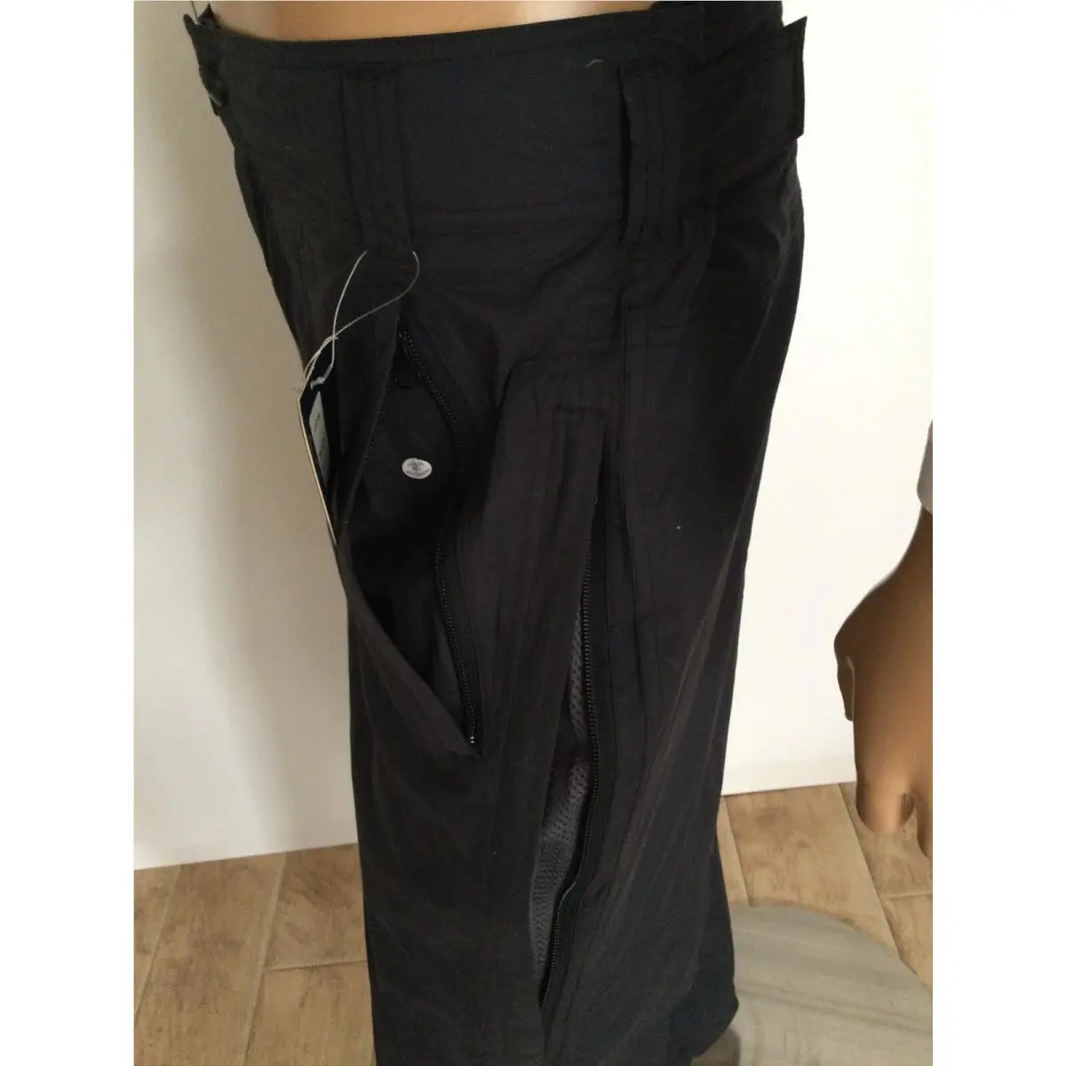 Stussy  clothing  - Black 2