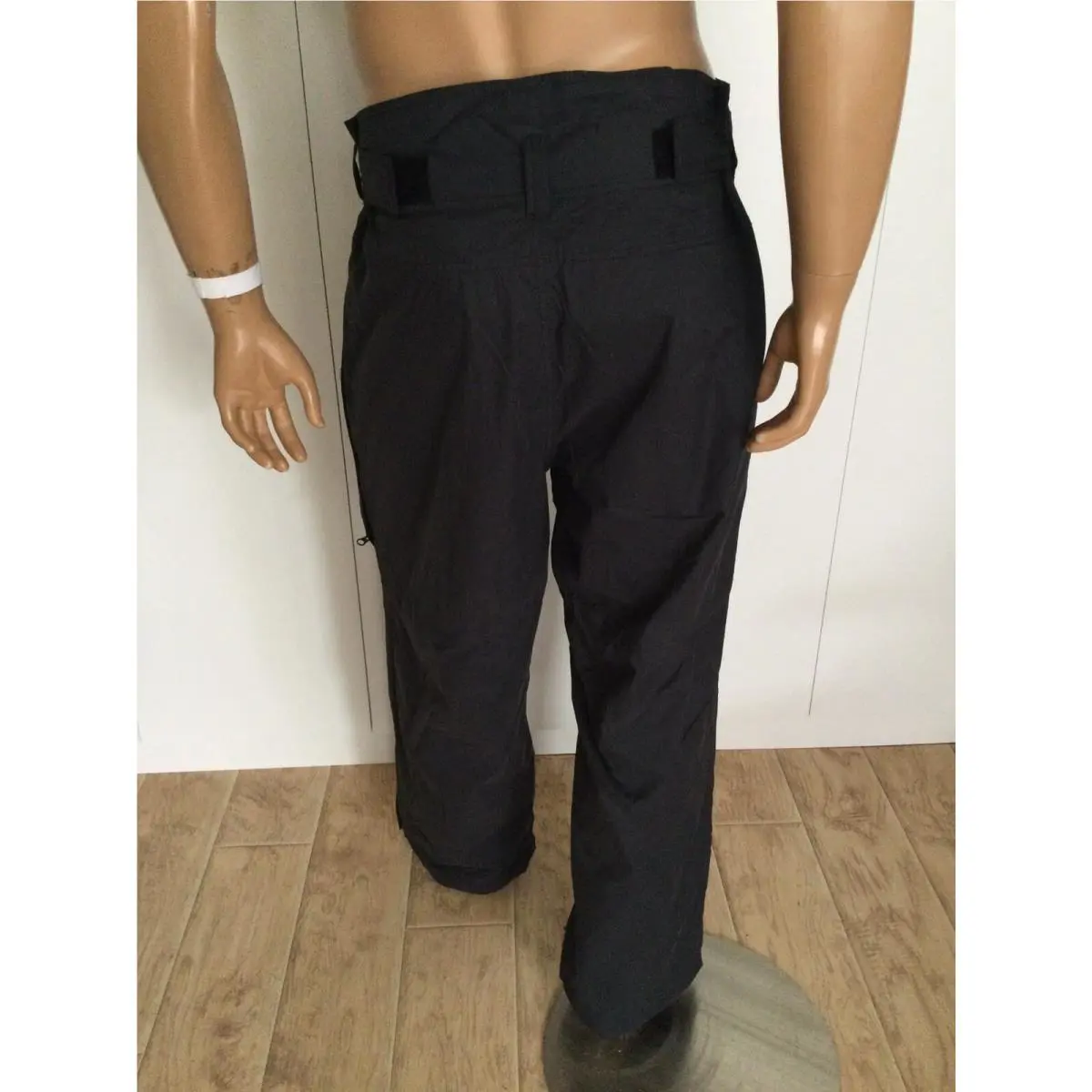 Stussy  clothing  - Black 4