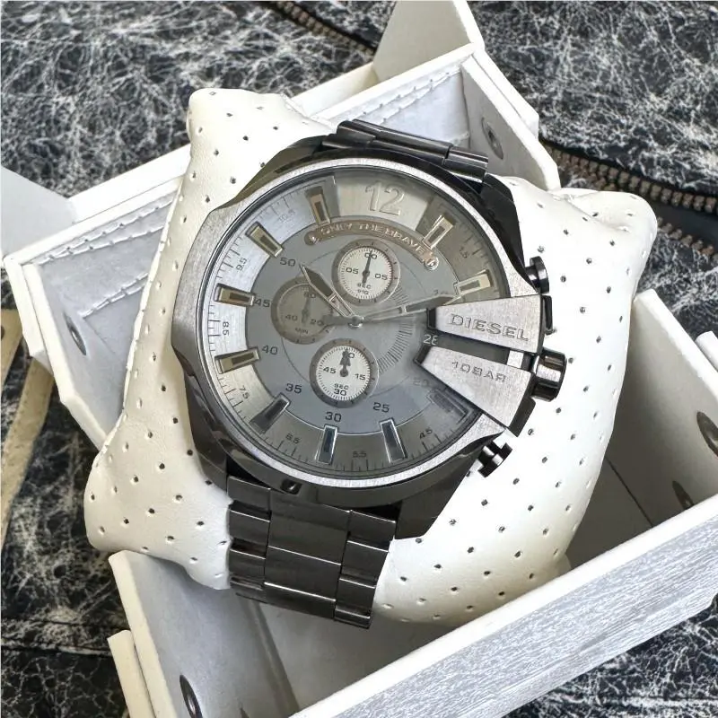 Diesel Mega Chief Wrist Watch For Men DZ4282