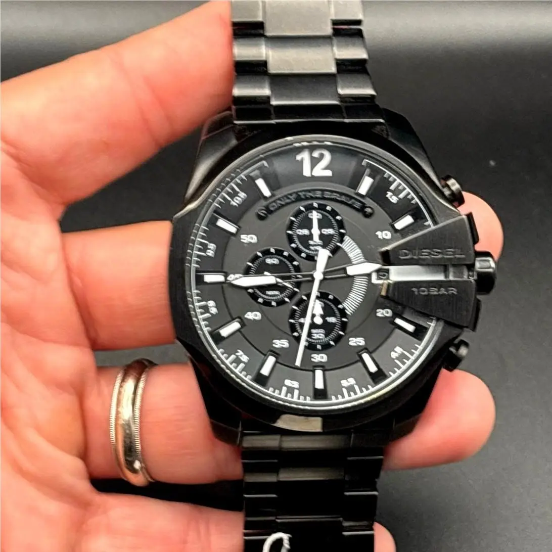 Diesel DZ4283 Mega Chief Men’s Black Stainless Steel Chronograph Watch Nibwt