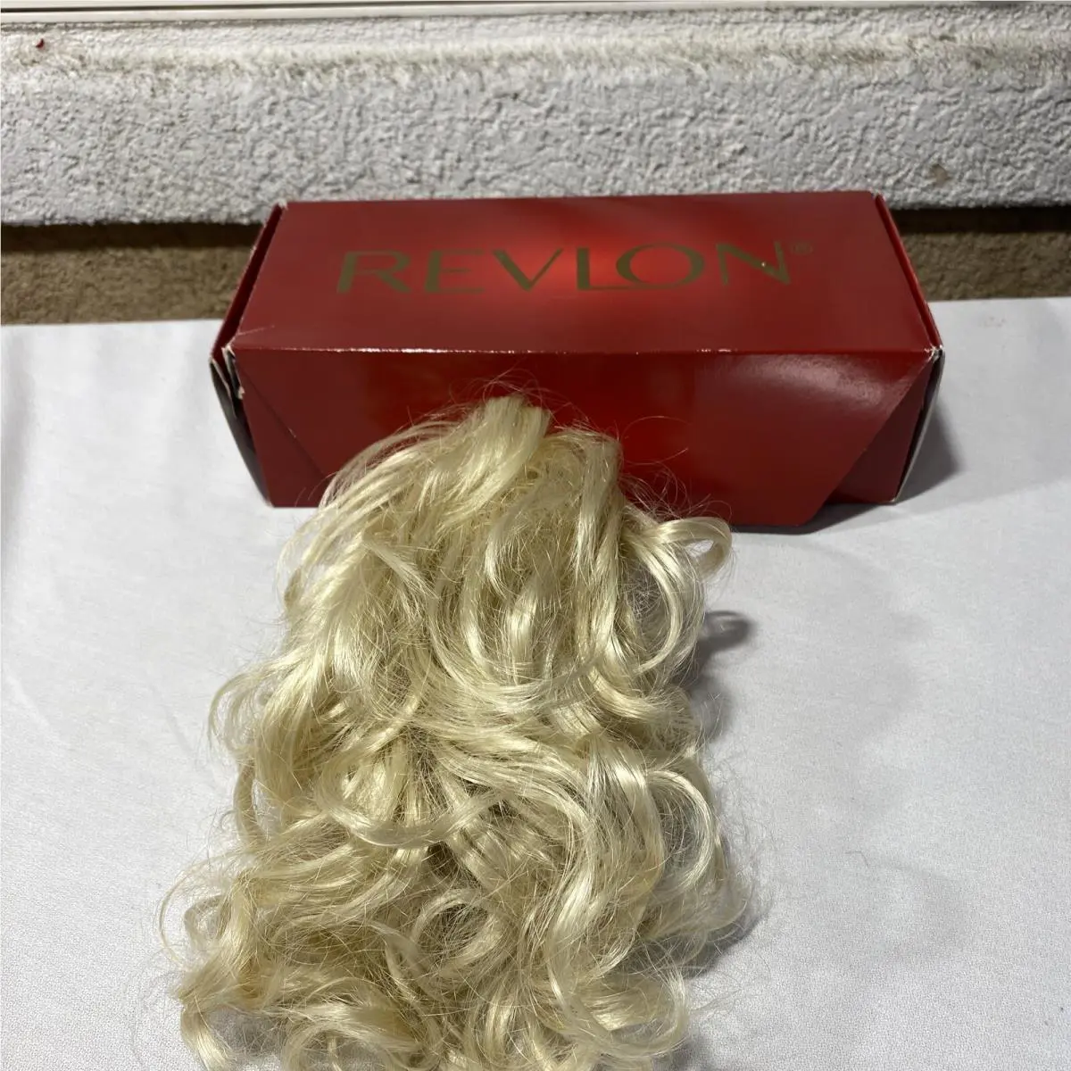 Revlon Style-shorty Comb Color-23R Champagne 12”