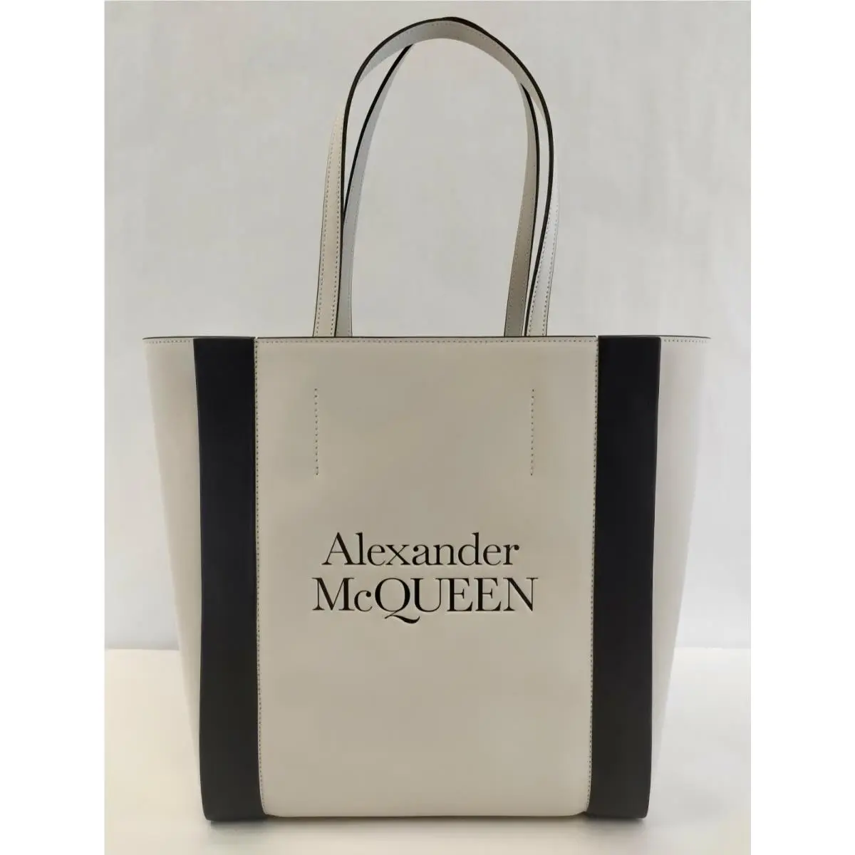 Alexander Mcqueen Ivory Leather Signature Logo Shopper Tote 653656 9050