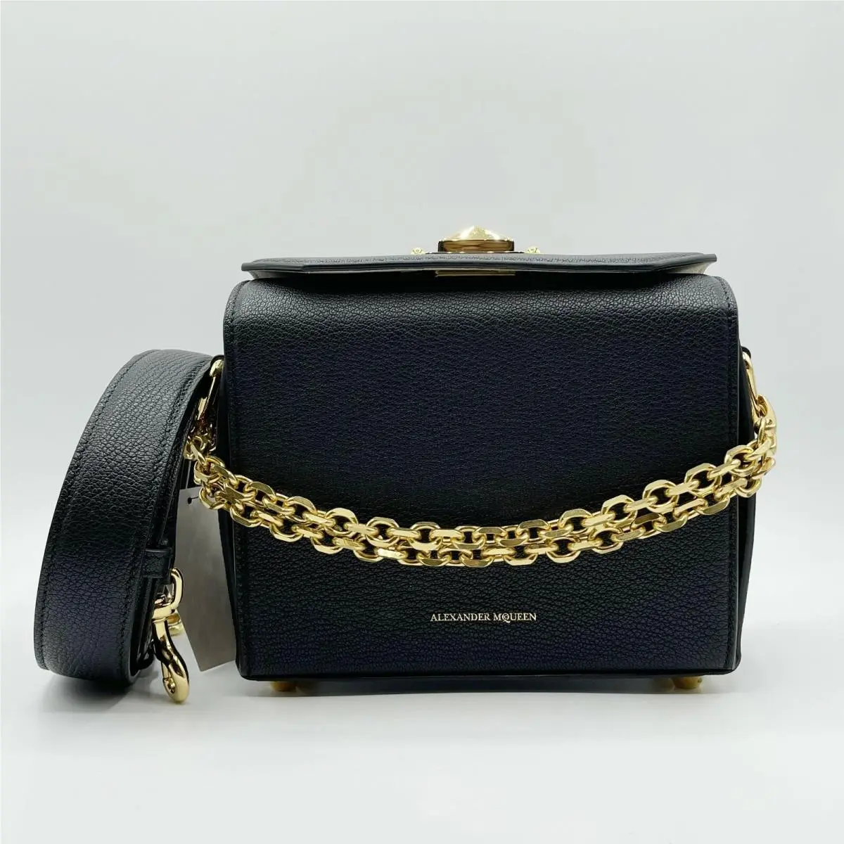 Alexander Mcqueen Black Leather Box 19 Bag with Gold Hardware 479766 1000